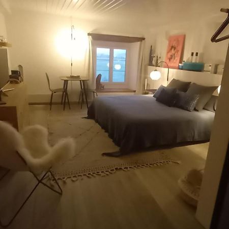 Au Bourg Bed & Breakfast Le Landeron Exterior photo